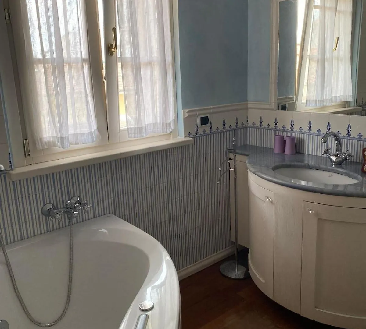 Le Grazie Apartment Viareggio 0*,